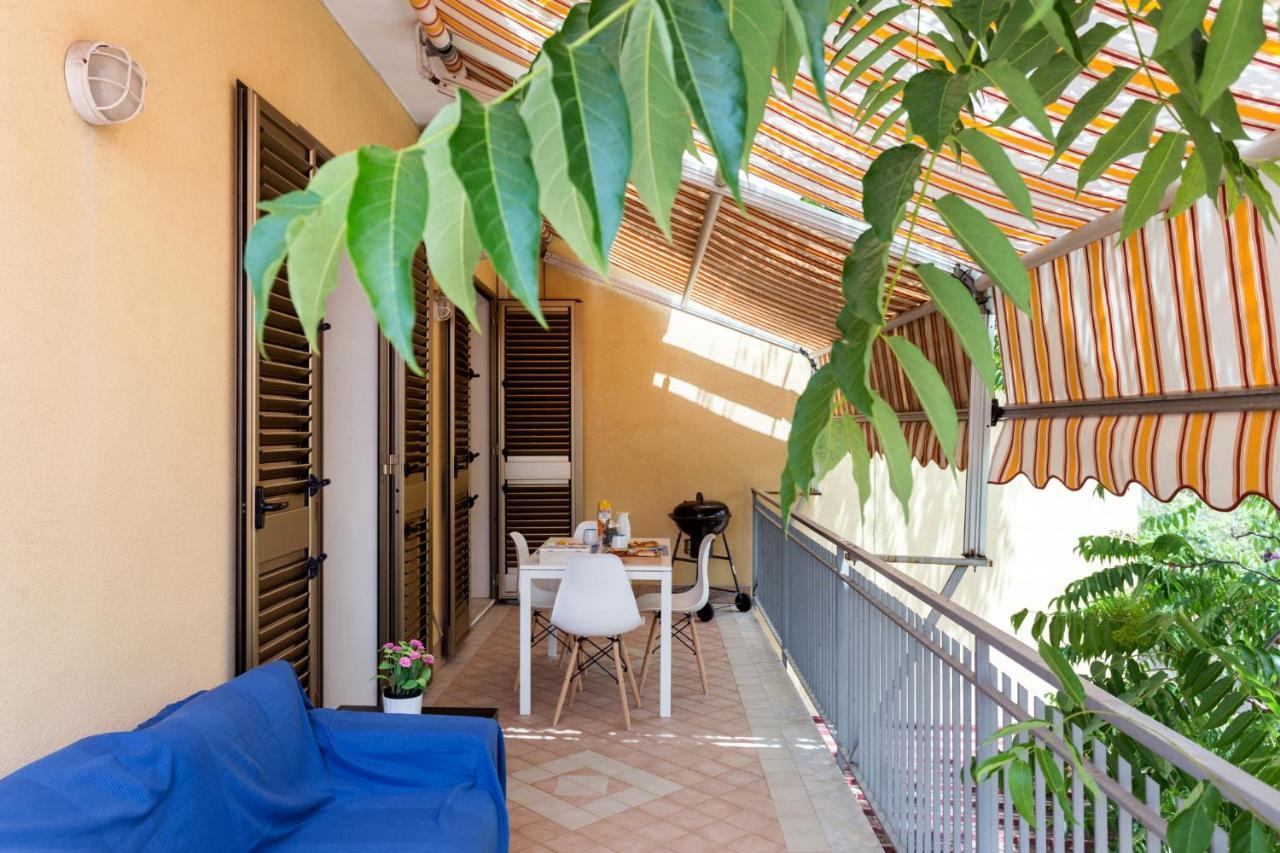 阿奇雷亚莱Casa Di Clara公寓 外观 照片